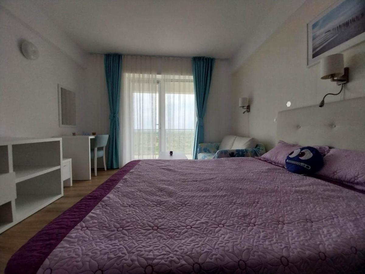 Blaxy Resort Stefi Cu Acces La Piscine Gratuit Douăzeci şi Trei August Exteriör bild
